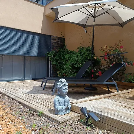 Sejour Bien-etre Balneotherapie En Vallee Heureuse A Apartment